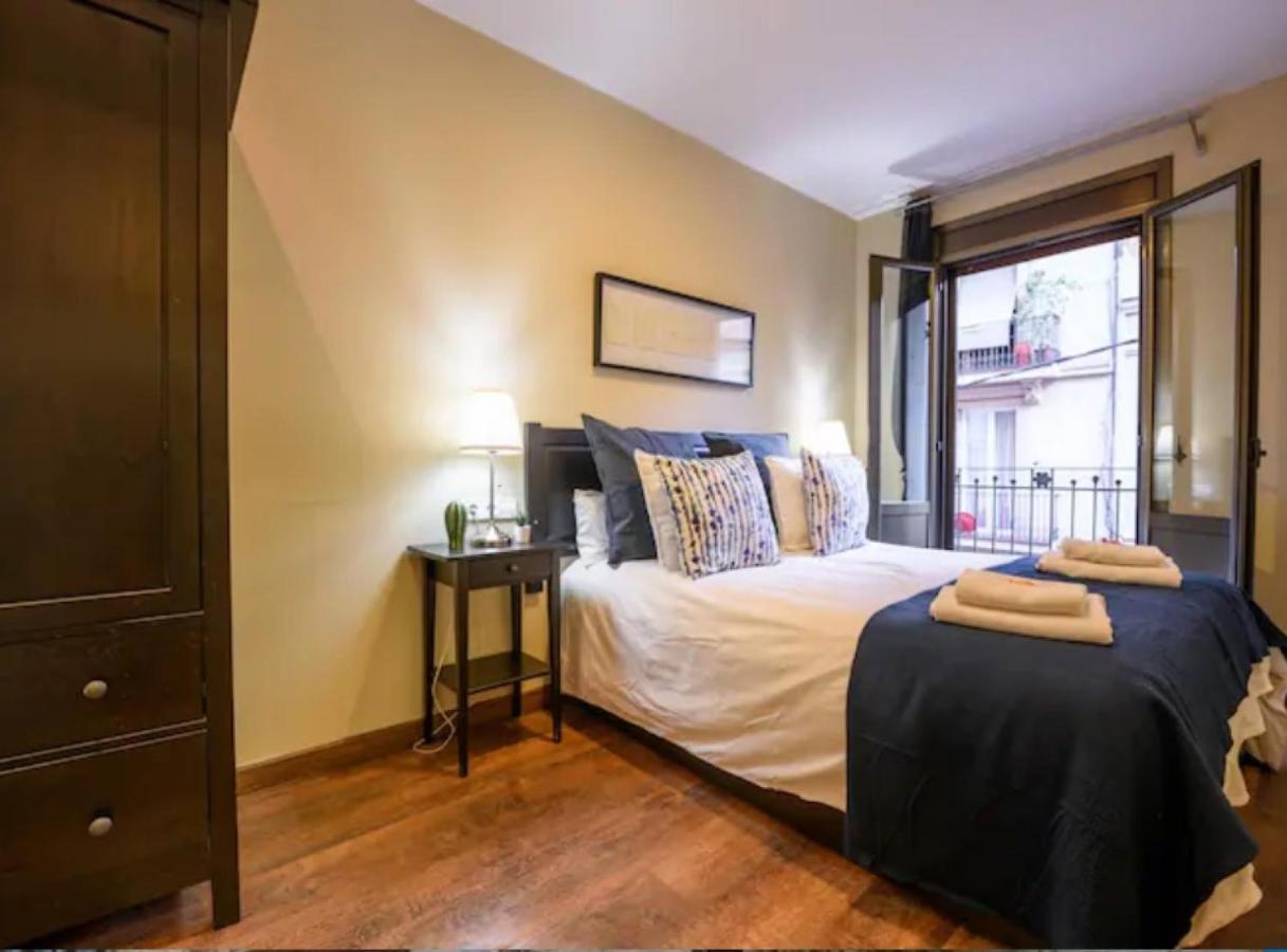 Ramblasrentals Cozy Renovated 2Br With Balcony Lift 20M Rambla - Parking - Wifi Barcelona Exterior foto